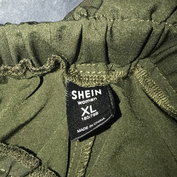 Shein shorts - Picture 5 of 5